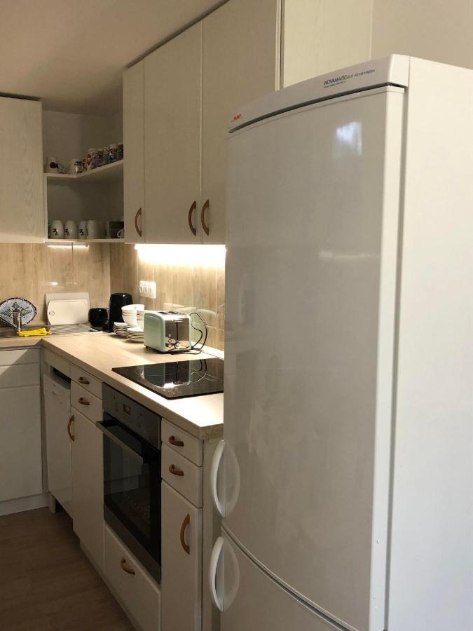 Fazekas Vendégház Balatonkeresztúr Exterior foto